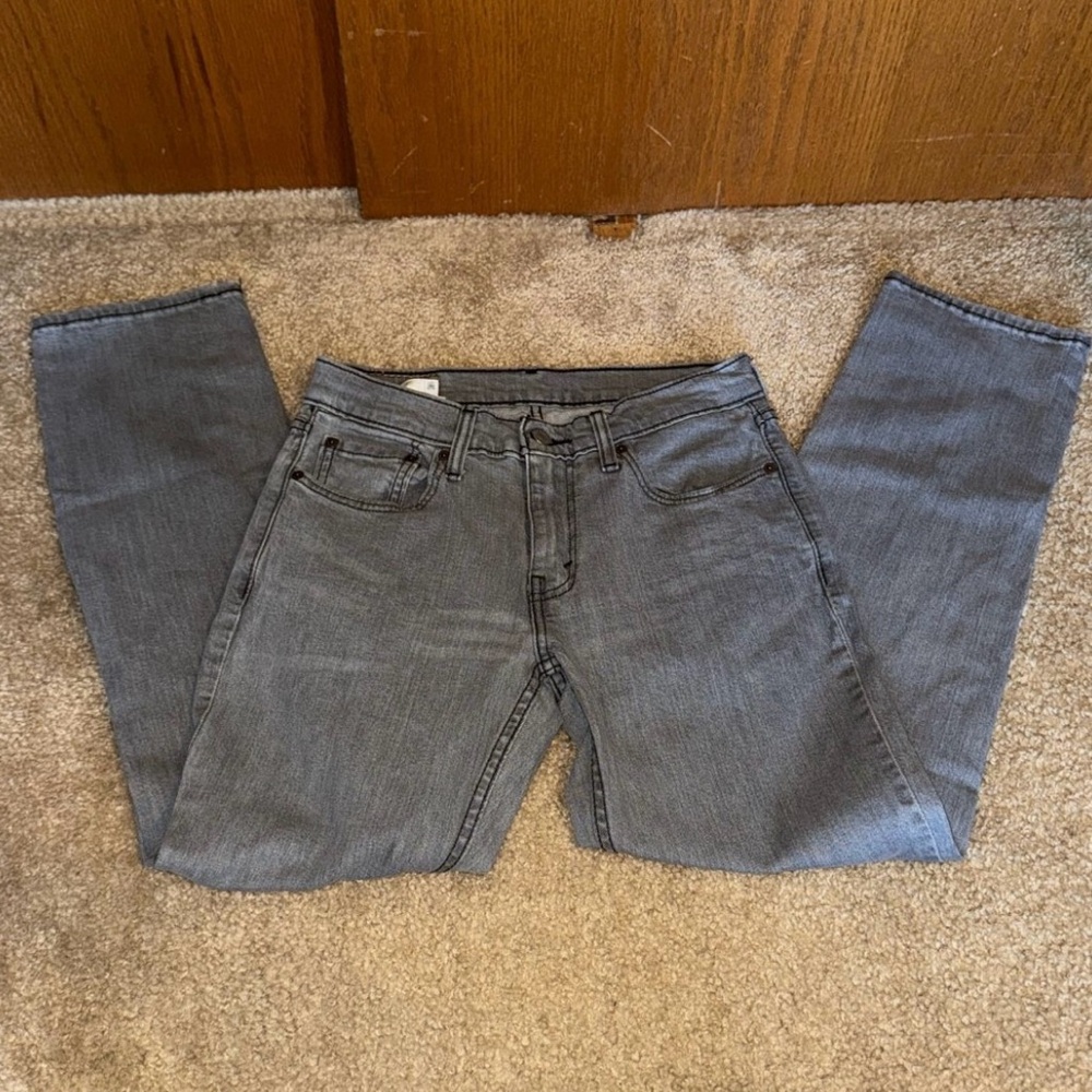 Men's Gray Levi Jeans